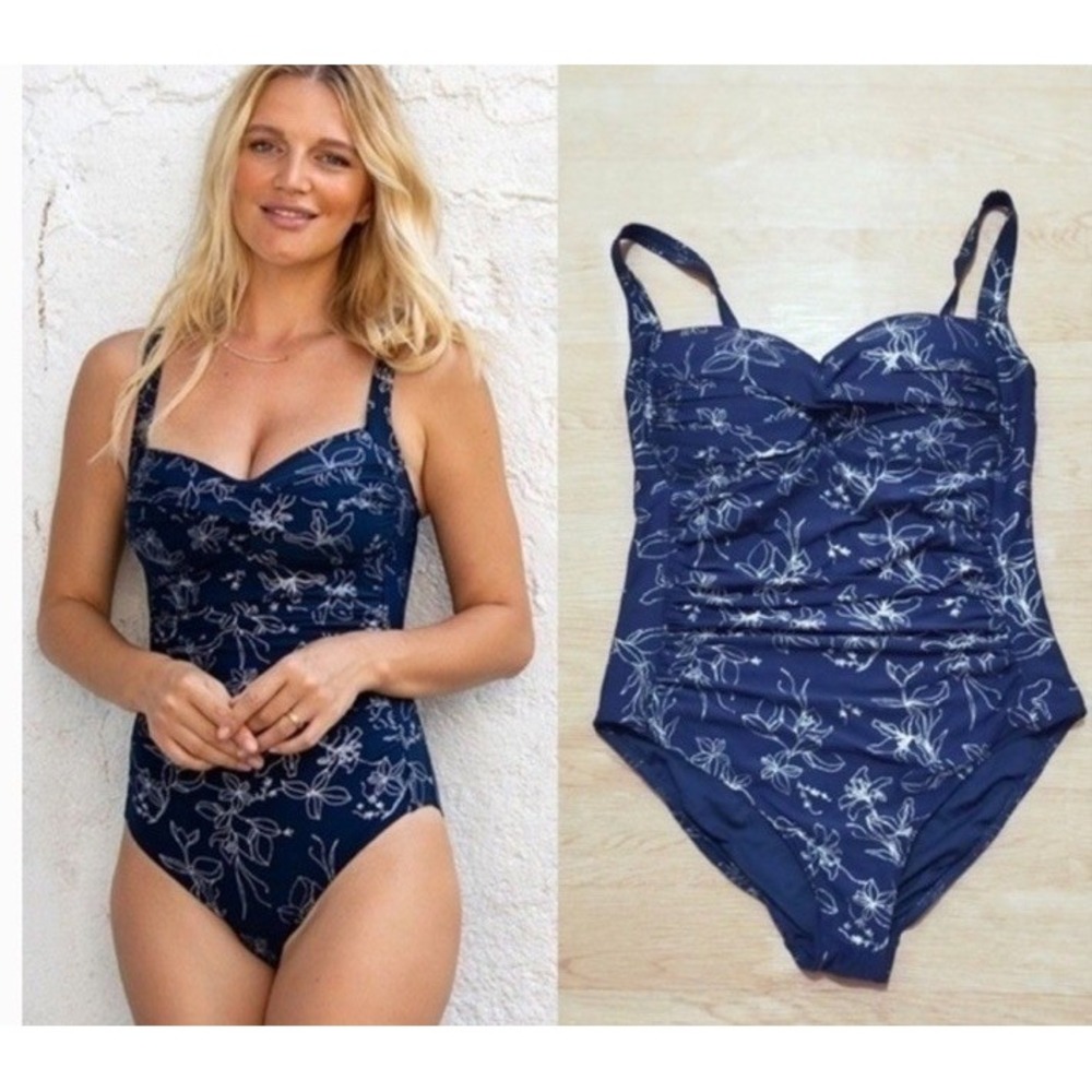 NIPTUCK garden line foil Joanne Tummy Control One Piece Swimsuit size 6 slimming
